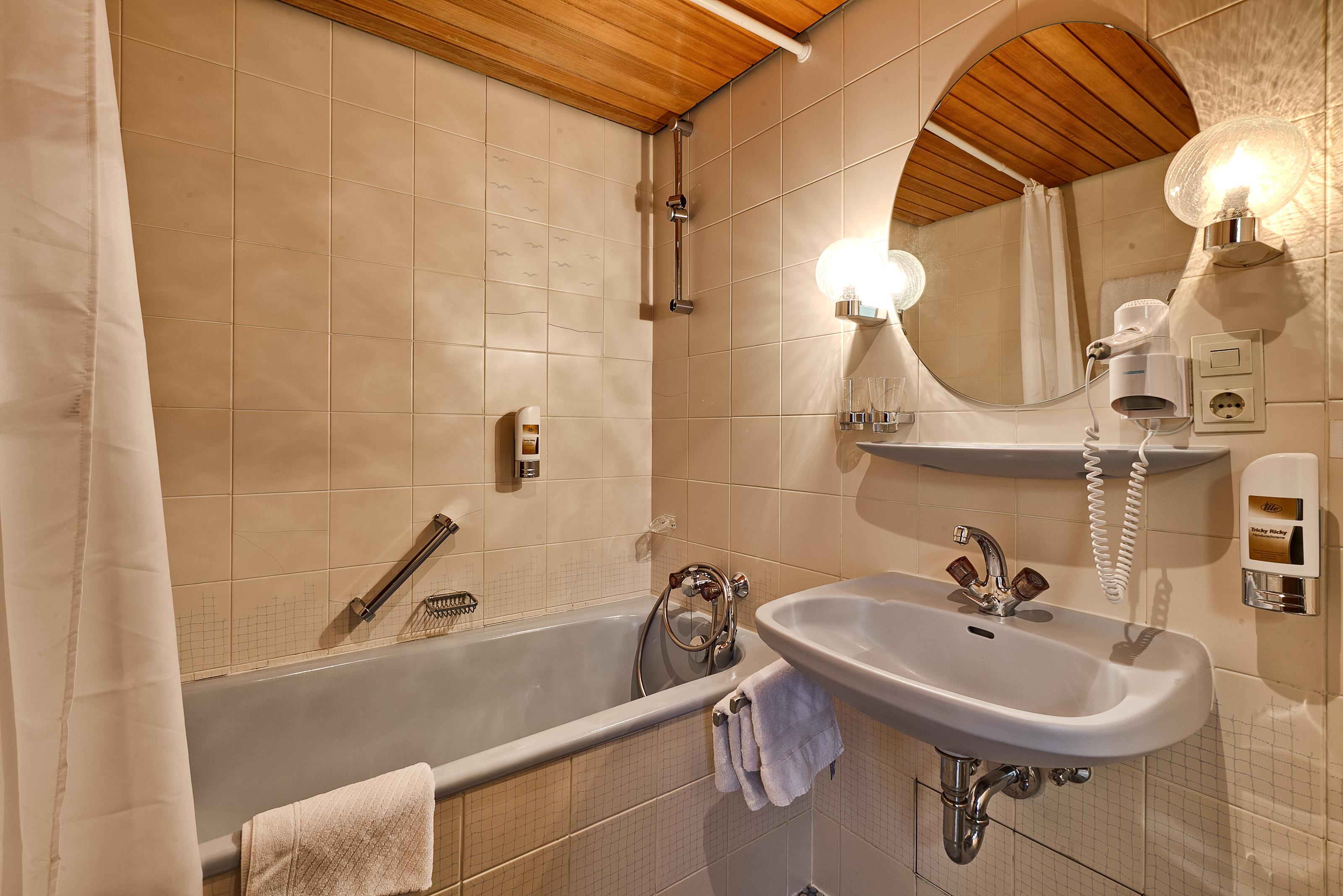 Hotel Lamm Remshalden ภายนอก รูปภาพ