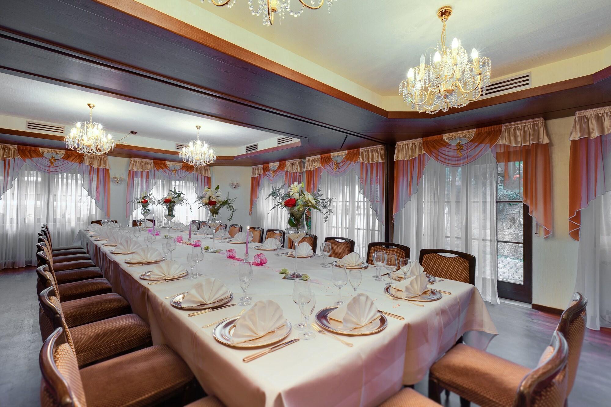 Hotel Lamm Remshalden ภายนอก รูปภาพ